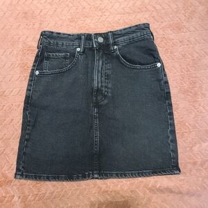 ZARA denim mini skirt.  GUC. SIZE XS